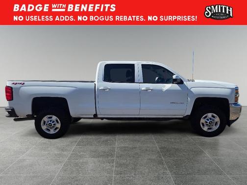 Summit White 2019 Chevrolet Silverado 2500 LT