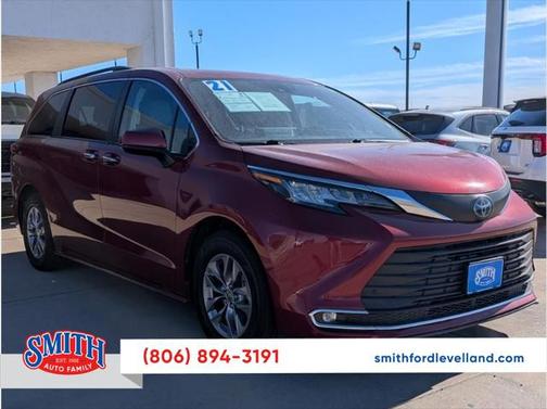 2021 Toyota Sienna XLE 8 Passenger
