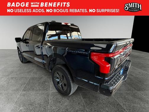 2023 Ford F-150 Lightning LARIAT