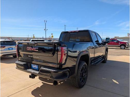 2024 GMC Sierra 2500 AT4