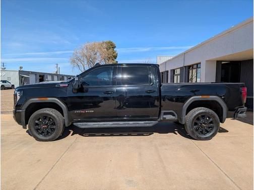 2024 GMC Sierra 2500 AT4