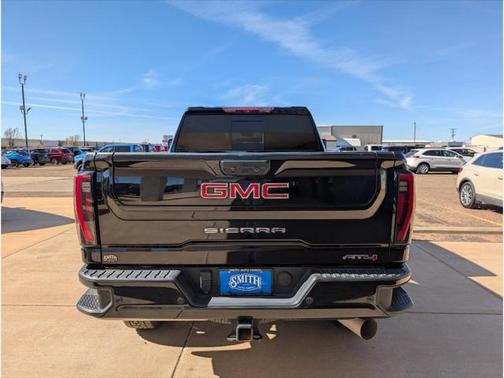 2024 GMC Sierra 2500 AT4