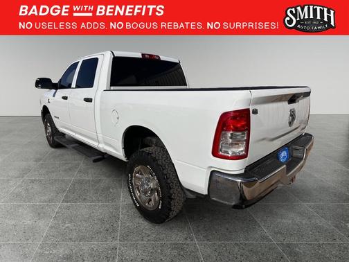 2022 RAM 2500 Tradesman Crew Cab 4x4 6'4' Box