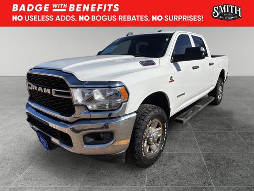 2022 RAM 2500 Tradesman Crew Cab 4x4 6'4' Box