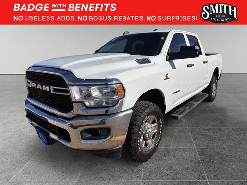 2022 RAM 2500 Tradesman Crew Cab 4x4 6'4' Box
