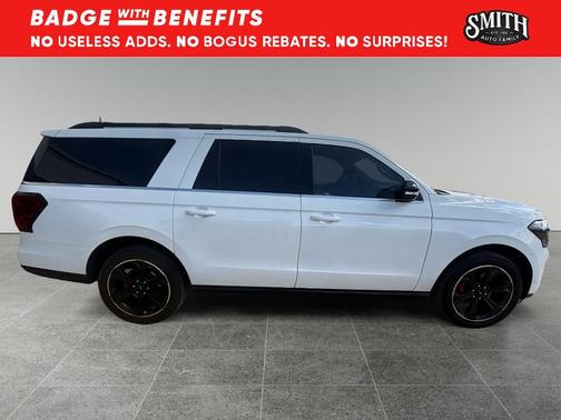 Star White Metallic Tri-Coat 2022 Ford Expedition Max Limited