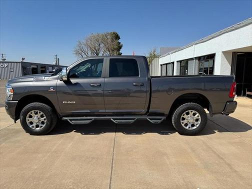 2024 RAM 3500 Laramie Crew Cab 4x4 6'4' Box