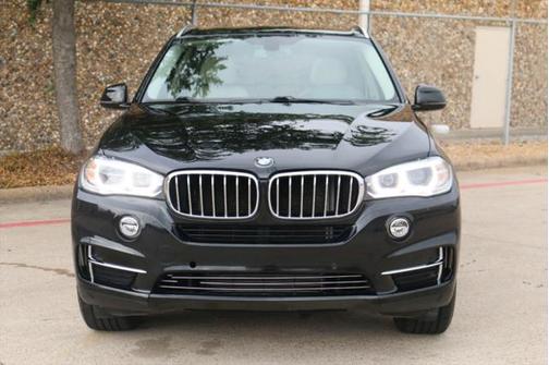 Photo 2 of 32 of 2016 BMW X5 sDrive35i