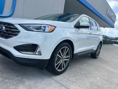 2021 Ford Edge Titanium