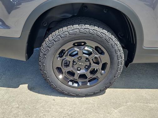 2025 Honda Ridgeline TrailSport+