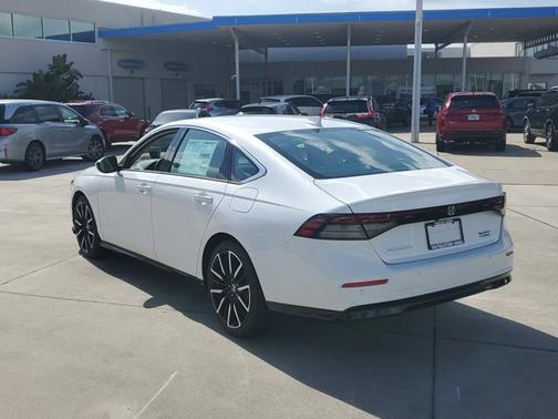 2025 Honda Accord Hybrid Touring
