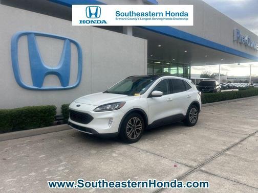 2021 Ford Escape SEL