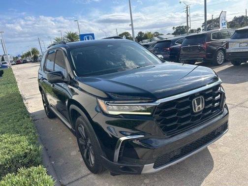 2023 Honda Pilot Elite