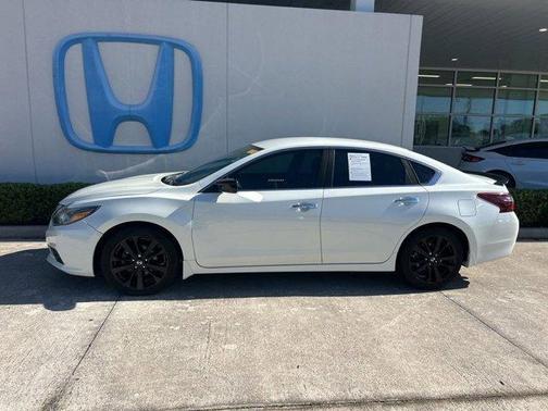 2017 Nissan Altima 2.5 SR