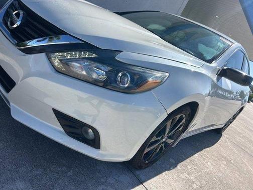 2017 Nissan Altima 2.5 SR
