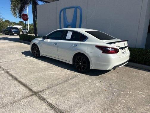 2017 Nissan Altima 2.5 SR
