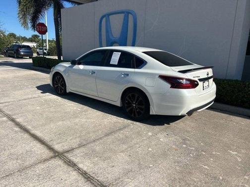 2017 Nissan Altima 2.5 SR