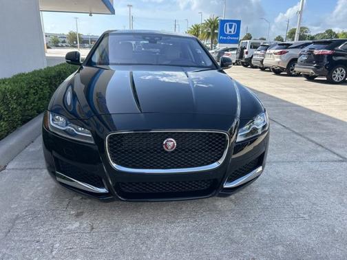 2016 Jaguar XF 35t Prestige