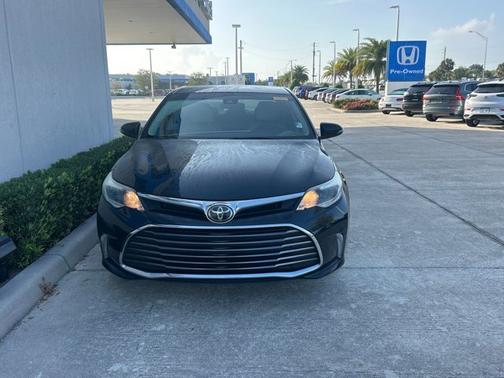 2017 Toyota Avalon XLE