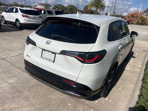 2023 Honda HR-V EX-L