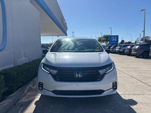 2024 Honda Odyssey 