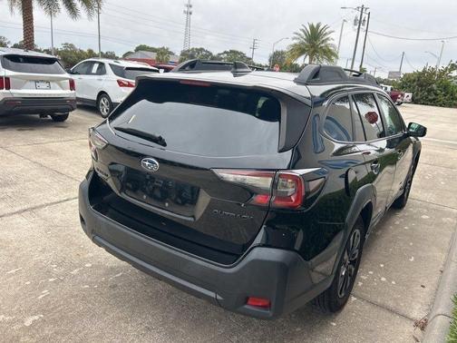 2023 Subaru Outback Onyx Edition