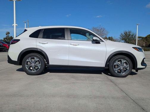 2026 Honda HR-V LX