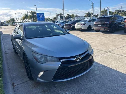 2015 Toyota Camry XSE