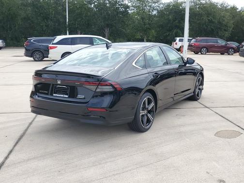 2025 Honda Accord Hybrid Sport