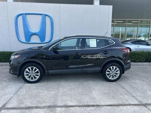 2020 Nissan Rogue Sport SV