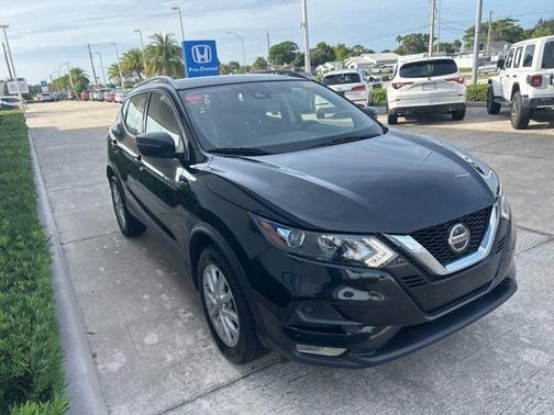 2020 Nissan Rogue Sport SV
