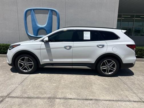 2017 Hyundai SANTA FE Limited Ultimate