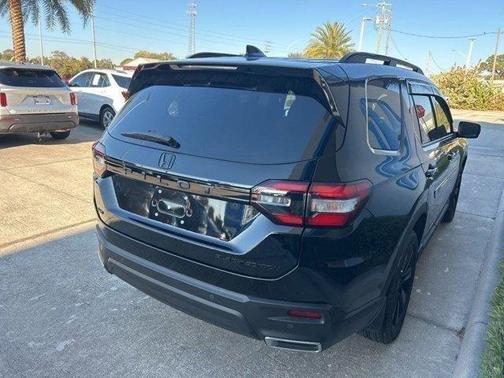 2025 Honda Pilot Black Edition