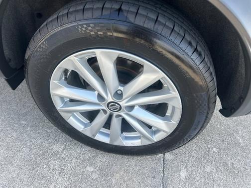 2019 Nissan Rogue Sport SV