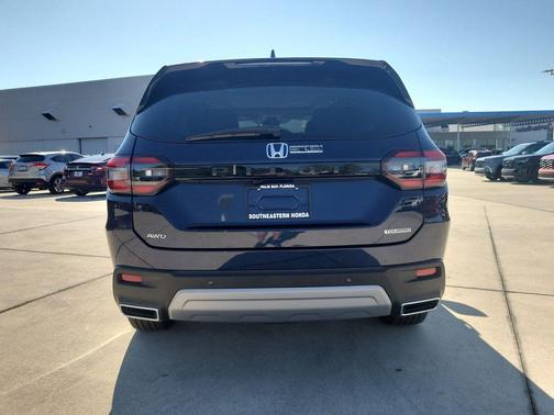 2025 Honda Pilot Touring