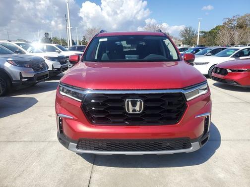 2025 Honda Pilot Touring
