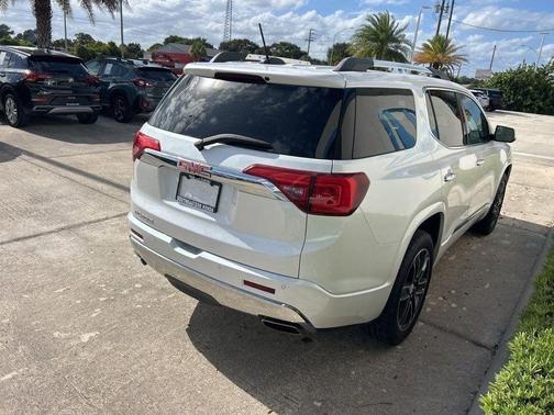 2018 GMC Acadia Denali