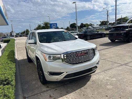 2018 GMC Acadia Denali