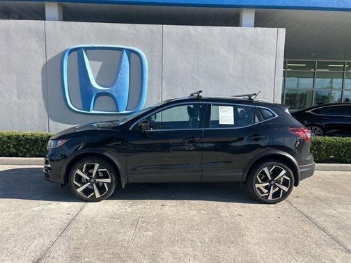 2022 Nissan Rogue Sport SL