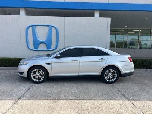2014 Ford Taurus SEL