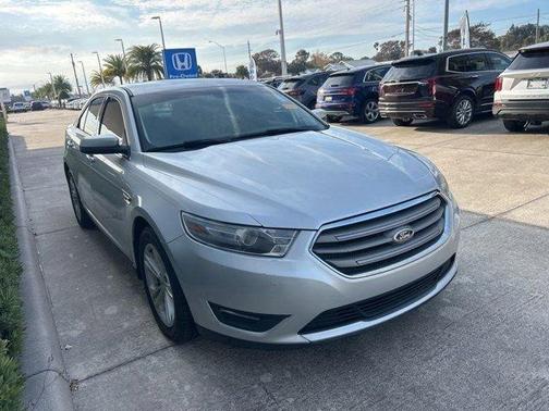 2014 Ford Taurus SEL