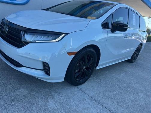2023 Honda Odyssey Sport