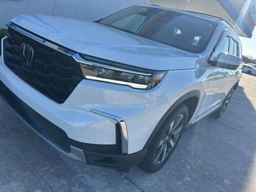2023 Honda Pilot Touring