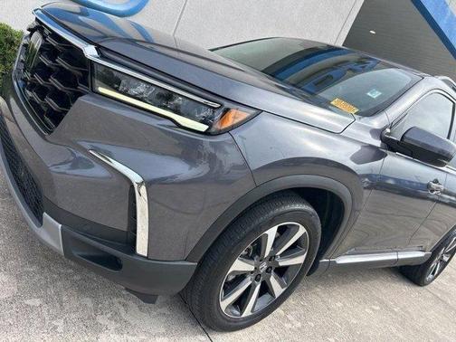 2023 Honda Pilot Touring