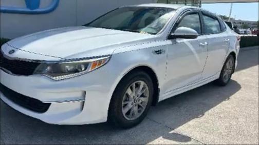 2017 Kia Optima LX