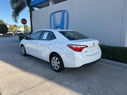 2015 Toyota Corolla LE