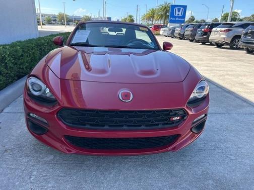 2019 FIAT 124 Spider Classica