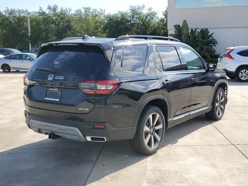 2025 Honda Pilot Elite