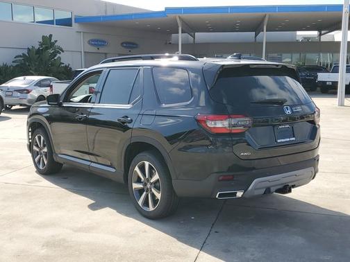 2025 Honda Pilot Elite