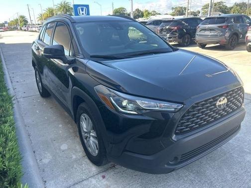 2022 Toyota Corolla Cross LE